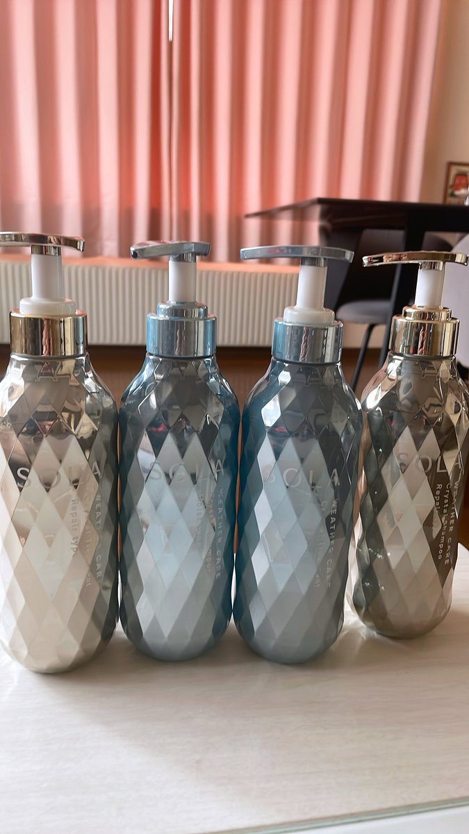 style2839's tweet image. ヘアケアセット頂きました！
#SOLA
こちらば初めての商品です
しっくりくればいいな
🌷🌷🌷