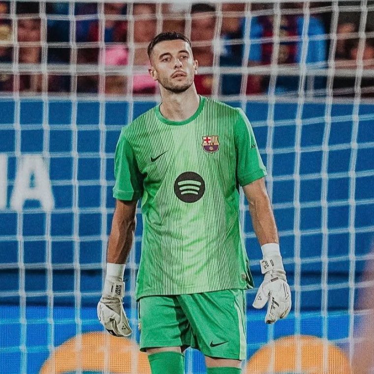 DeadlineDayLive's tweet image. 🚨 Barcelona will send the documentation to La Liga this afternoon to register Joan Garcia. It is expected that he will be registered tonight.

(Source: @JijantesFC)