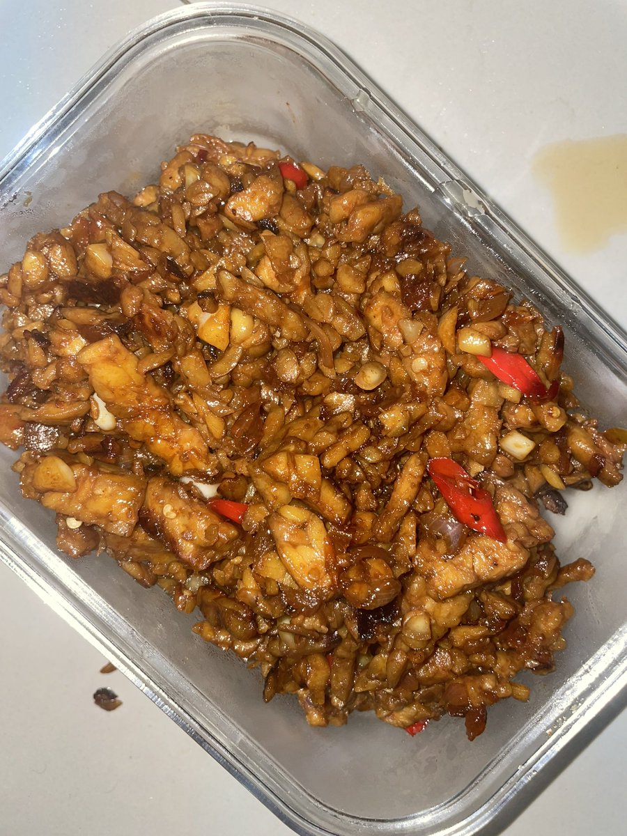 Garaawrr tweet media