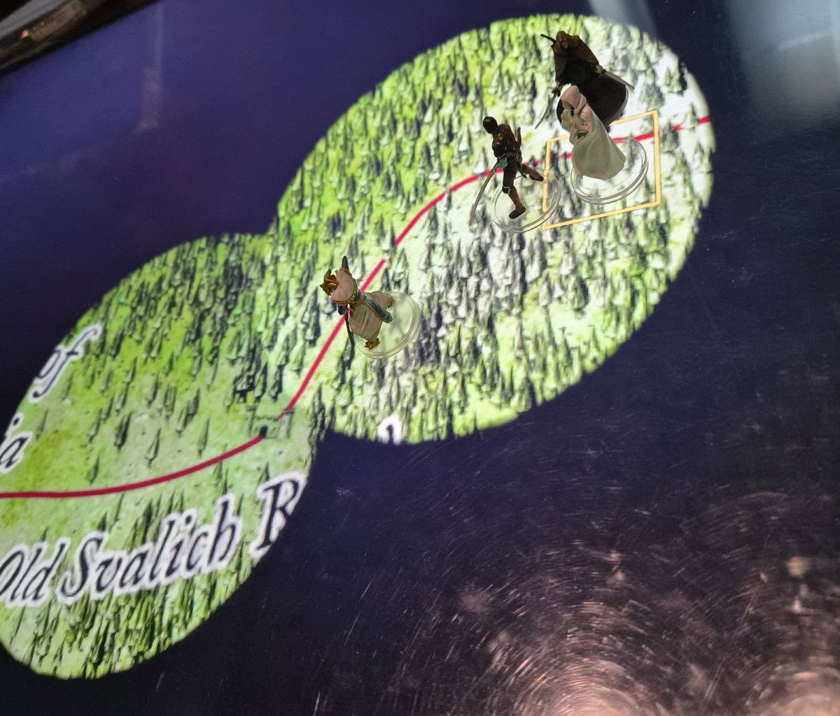 오늘 ! 기다리던 스트라드의 저주 세션 첫 날

이번엔 인간 로그... 인데 우리 드루이드가 돈 더 잘 훔치는 기묘한 파티 
분위기가 생각보다 더 다크해서 좋다......