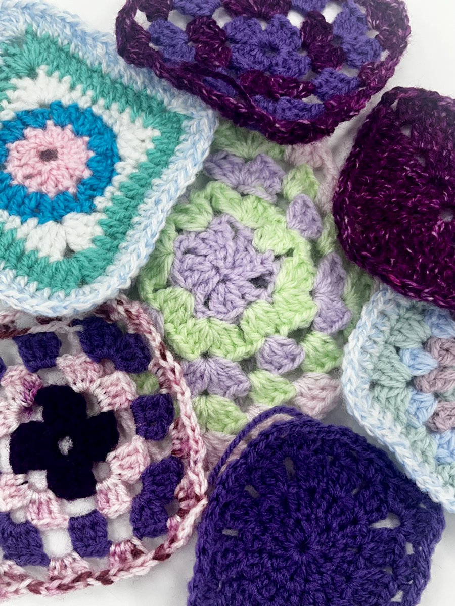 JerseyLibrary's tweet image. We are celebrating #InternationalGrannySquareDay at Jersey Library! Today, our creative community has come together to craft vibrant granny squares—sharing warmth, colour, and tradition one stitch at a time. 
#getcreative #crochet #knit #grannysquare