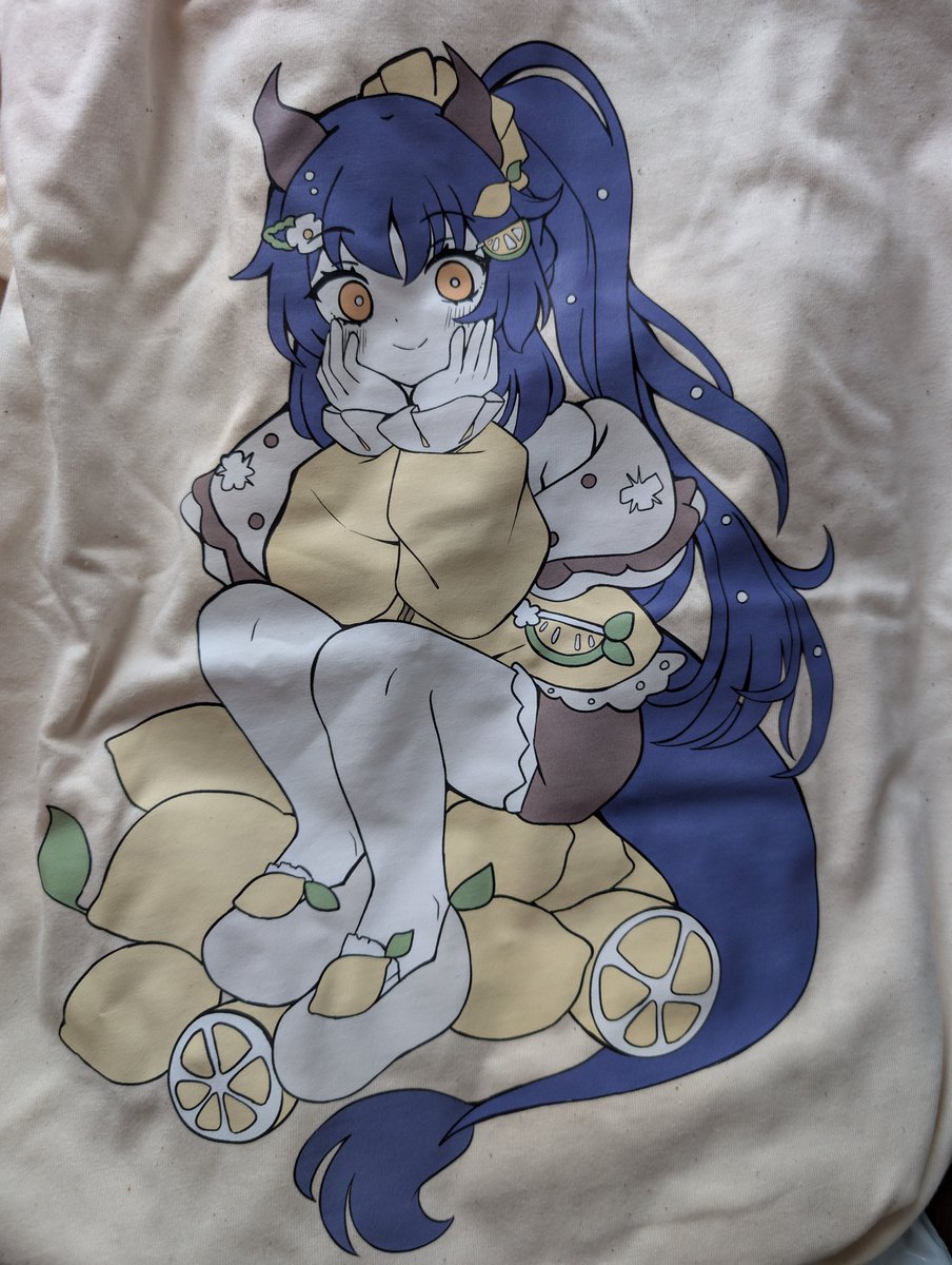 r0nny201🎮🪫/🎤🐼/🍆🤍/🍎✨ (@r0nny201) on Twitter photo These 2 wonderful shirts of <a href="/Laphipii/">Laphi🦄💔LIGHTMOTIF</a> and <a href="/XiulanLong/">Xiulan Long🐉🍋LIGHTMOTIF</a> featuring art by the incredible <a href="/PastelMelonPM/">Pastel Melon</a> arrived today!
The art and the quality of the shirts is so good! Absolutely happy with them! These 2 wonderful shirts of <a href="/Laphipii/">Laphi🦄💔LIGHTMOTIF</a> and <a href="/XiulanLong/">Xiulan Long🐉🍋LIGHTMOTIF</a> featuring art by the incredible <a href="/PastelMelonPM/">Pastel Melon</a> arrived today!
The art and the quality of the shirts is so good! Absolutely happy with them!