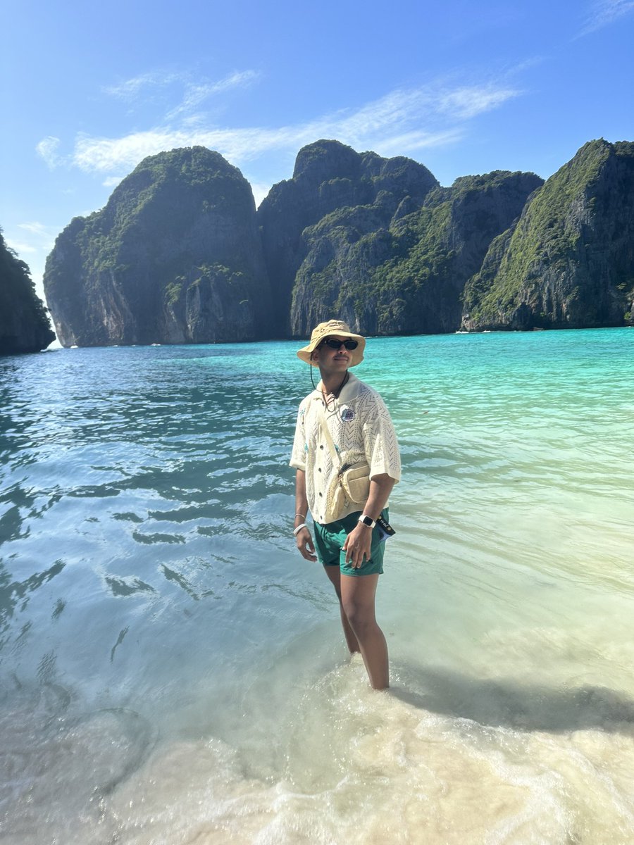 awafxi's tweet photo. Phuket 🌊🏝️ https://t.co/molxZuf5X4