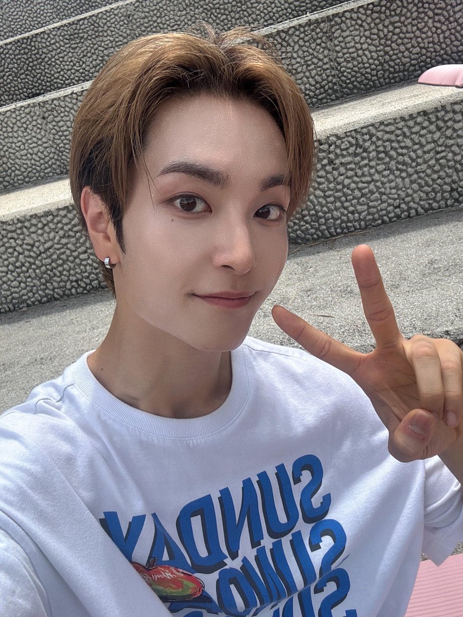 즐거웠던 전주 얼티밋🔥
다같이 즐겨주셔서 진심진심x100
감사합니다!!!💚💚

#캐치더영 #CATCHTHEYOUNG #CTY
#남현 #NAMHYUN
#이상형 #Ideal_Type
#CATCHTHEYOUNG_IdealType
#전주얼티밋뮤직페스티벌 #JUMF2025