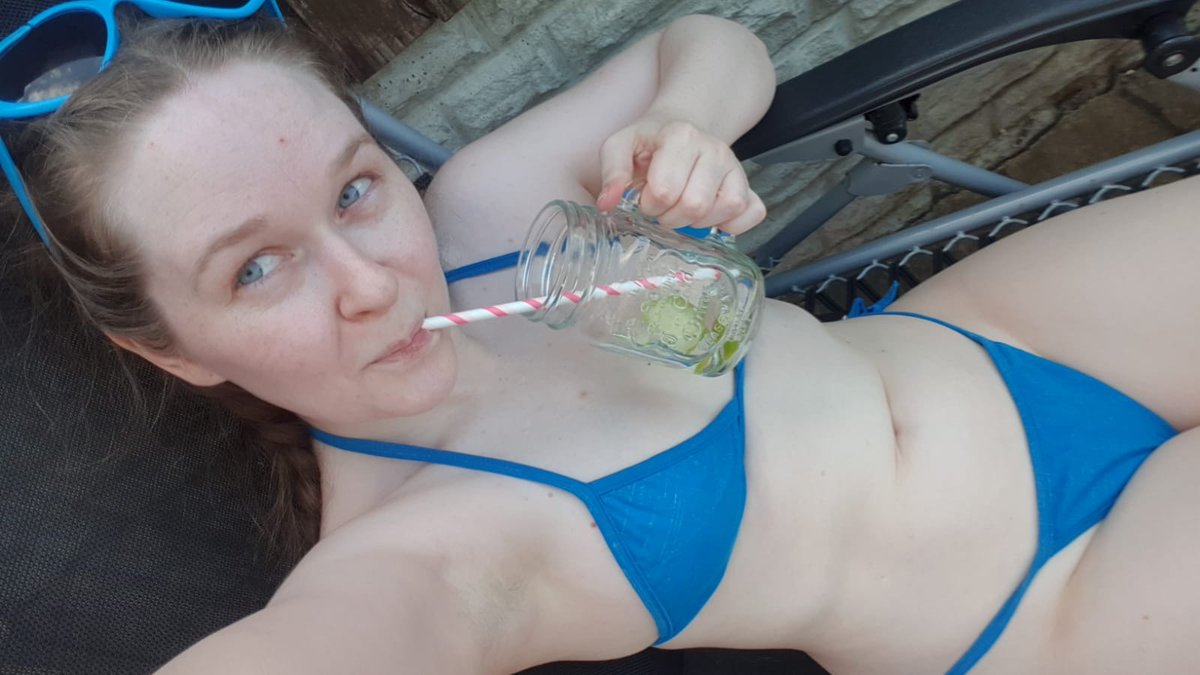 lime soda in the shade, best way to spend today xoxo