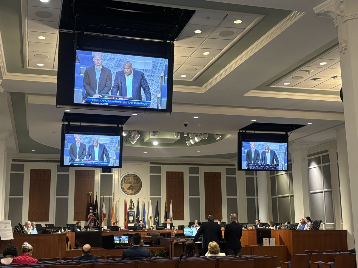 jalicia_lewis's tweet photo. Jaxport is up first. Receiving praise from Diamond, Howland, and Lahnen for reducing debt and maintaining growth despite tariff uncertainty. And for expanding cruise lines at the port.
#jaxpol #jaxport #trade #tarrifs https://t.co/qzEH43kooJ