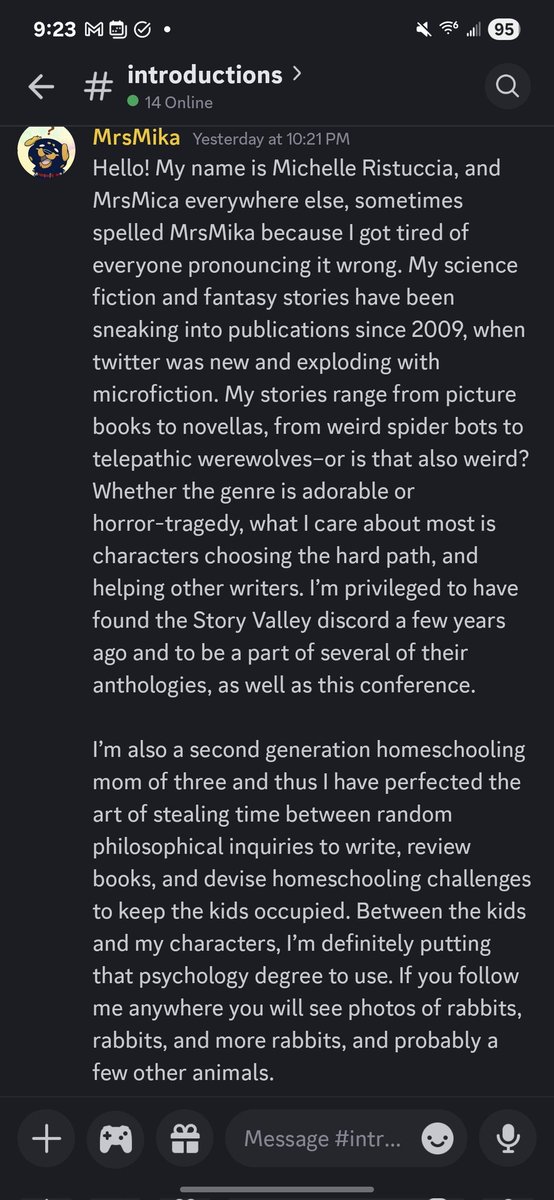 Just dropped my bio in the conference discord, and excited to see our first submission for 1st page critiques! Let's goooooo #WritingCommmunity #authorbio #intro (Not too late to join! Panels start tomorrow)