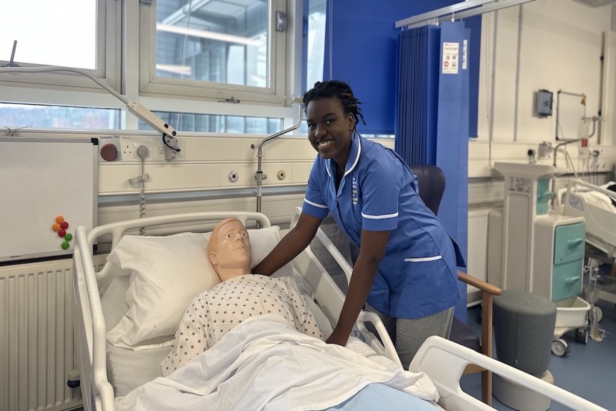 FENews's tweet image. The Sheffield College’s first T Level students celebrate results milestone: The Sheffield College’s first cohort of T Level students to complete their qualifications are celebrating as they prepare for the next steps of… dlvr.it/TMVqQC #EducationNewsFENews #TLevels