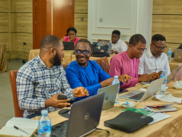 nighealthwatch's tweet photo. Bridging the gap between science and policy is essential to solving Africa’s most pressing health challenges, from persistent infectious diseases to inequitable health systems. Without strong scientific communication, valuable research risks are overlooked in policymaking.

To address this, Nigeria Health Watch launched the Science-Policy Communications Fellowship, a capacity-building programme that began on 10 July 2025 to equip public health researchers with the skills to translate evidence into policy and behaviour change.