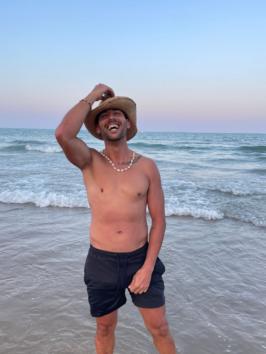 Roji7P's tweet photo. Peace 🏝☀️ https://t.co/YBk0YqcWXQ