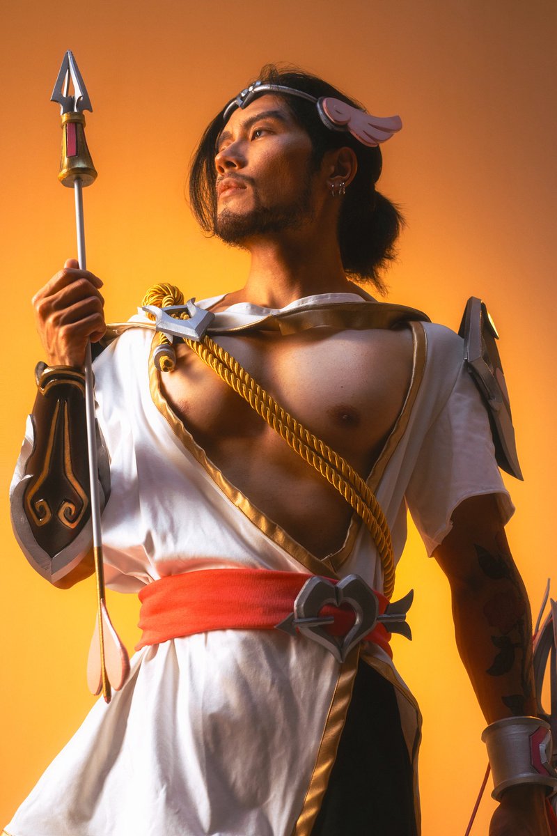 of course is cupid

<a href="/PlayOverwatch/">Overwatch</a> 
#hanzo #cosplay 
#Overwatch2 #Overwatch