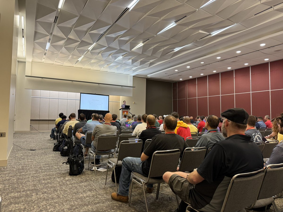 seansparkman's tweet image. Learning about AI Swarms from Andreas Erben at #kcdc2025