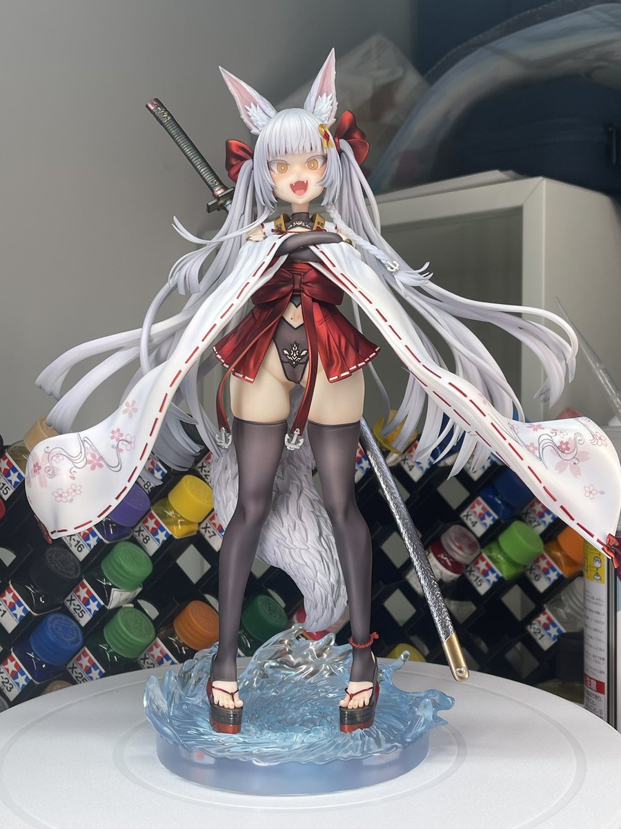 发发之前涂的朝凪原设ver.
委托朋友<a href="/psllfc/">poi</a> 涂了刀，之后找摄影大师拍一下
终于是完整了！

原画：<a href="/Victim_Girls/">朝凪@20周年記念総集編出ました</a> 
原型：<a href="/gouAlice/">篝のAlice @WF2026w</a>