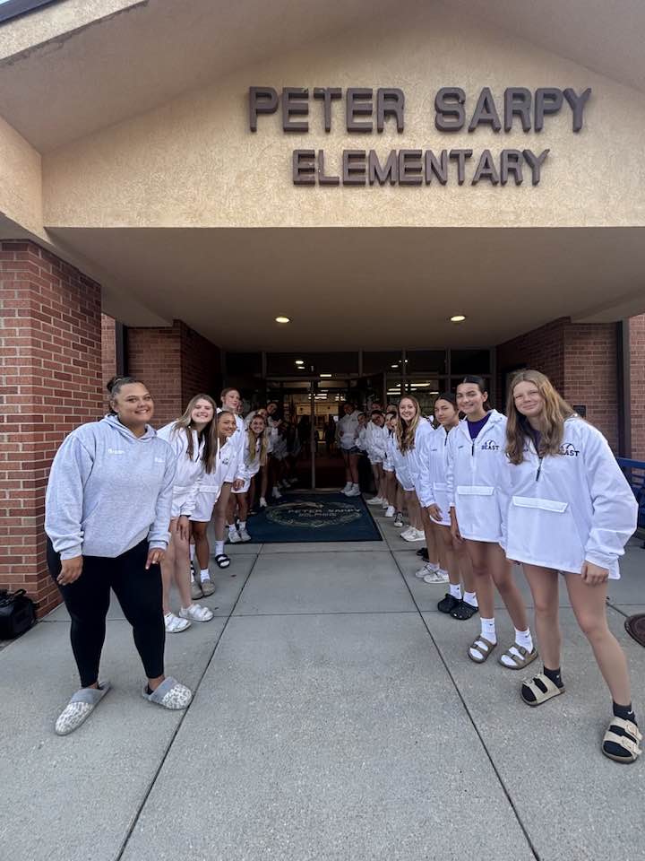 Bellevue East Athletics tweet media