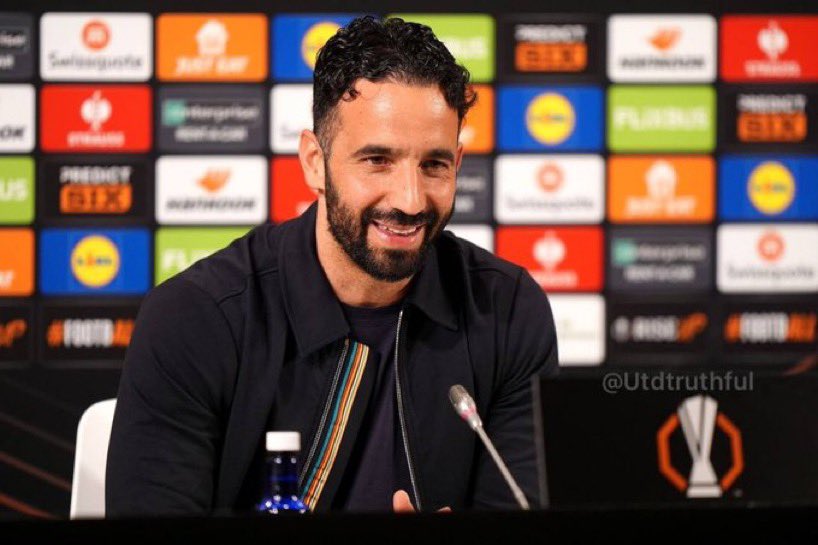 🚨🎙️ | Ruben Amorim:

"We need to give him time [to Sesko]. I think Cunha and Bryan [Mbeumo] have more responsibilities right now than Sesko. He needs time to adapt to England, to the Premier League. Let's give him the time and put EVERYTHING on Matheus and Bryan [laughs]." 🤣❤️