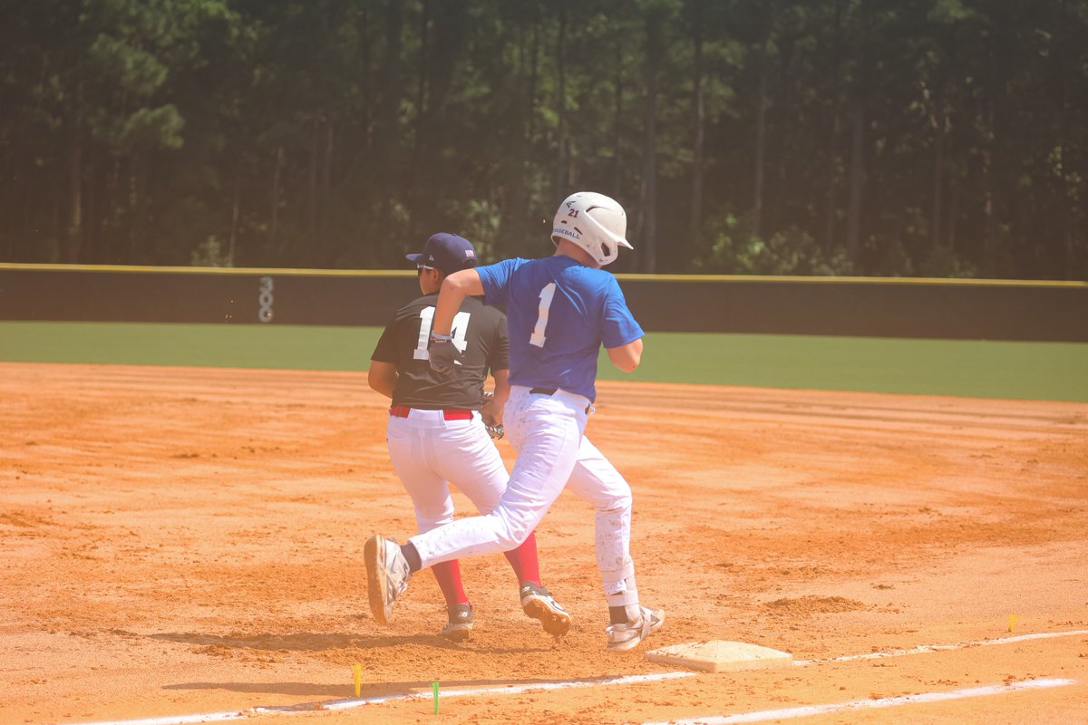 USABaseEvents's tweet photo. A hot start for the South Stars as they have scored runs in each of the first four innings 🔥 https://t.co/DdV344cfQc