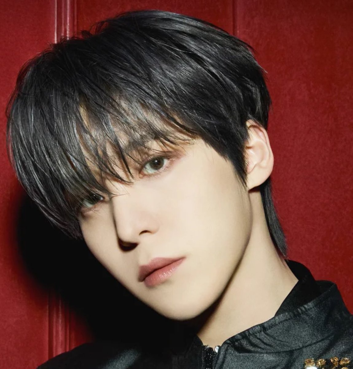 #YUNHO new profile picture on Spotify!🖤

🔗 open.spotify.com/artist/0rFEZFo…