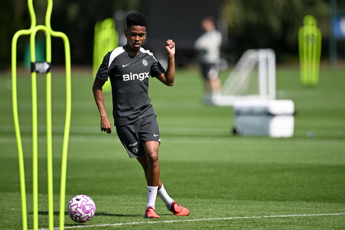 CFCLade's tweet photo. 🚨Pictures of Chelsea players in training today, in preparation for the first premier league game against Crystal Palace. 

A thread 🪡 https://t.co/j00OiNFSTk