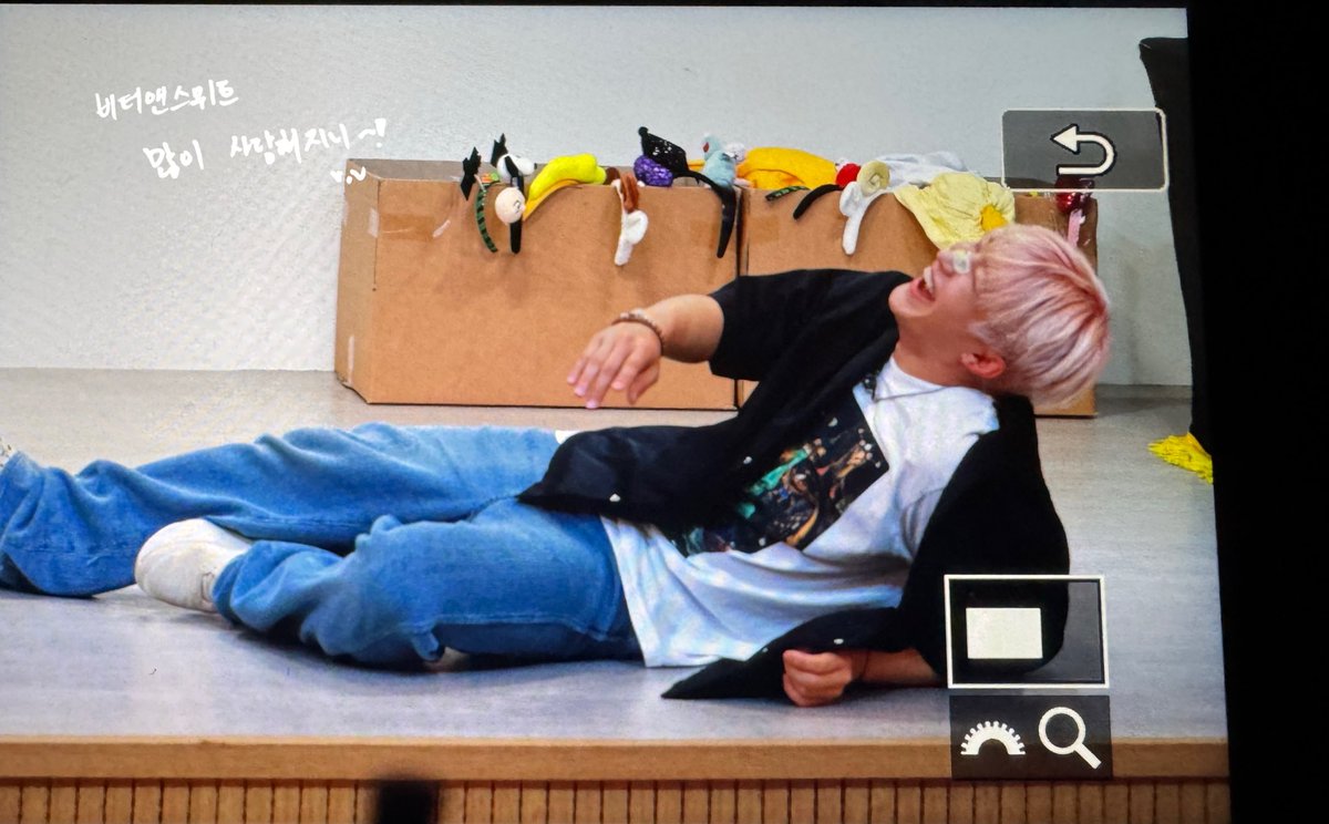 𝐁𝐢𝐭𝐭𝐞𝐫 𝐚𝐧𝐝 𝐒𝐰𝐞𝐞𝐭 tweet media