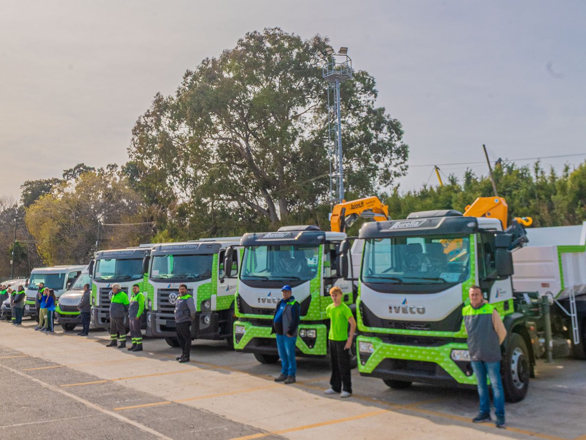 #SanFernando <a href="/andreottijuan/">Juan Andreotti</a> presentó 10 camiones y vehículos para reforzar servicios municipales laprovincianews.com.ar/juan-andreotti…