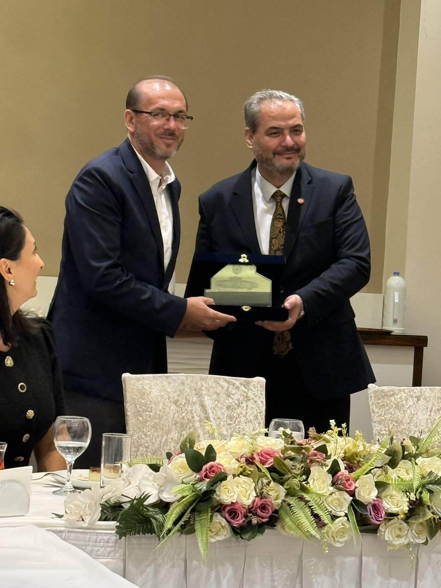 Sayın Bakan Yardımcımız ve 2 dönem  AFSÜ Rektörümüz Prof Dr Nurullah OKUMUŞ  hocamızı yeni görevini icra etmek üzere uğurladık. Herzaman işbirliği içinde çalışacağımız temennisiyle yeni görevinde başarılar diliyorum.