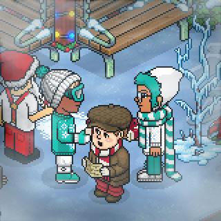 #Habbo25  Ricordo il mio primo infobus! Che emozione con save the children! Ed anche il Natale con la neve!