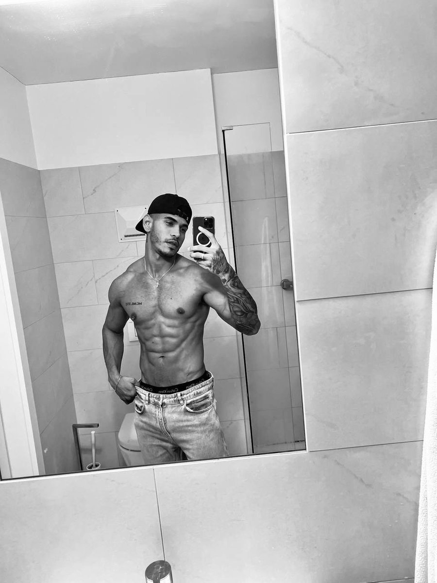 Reply 'hi' and then check your inbox