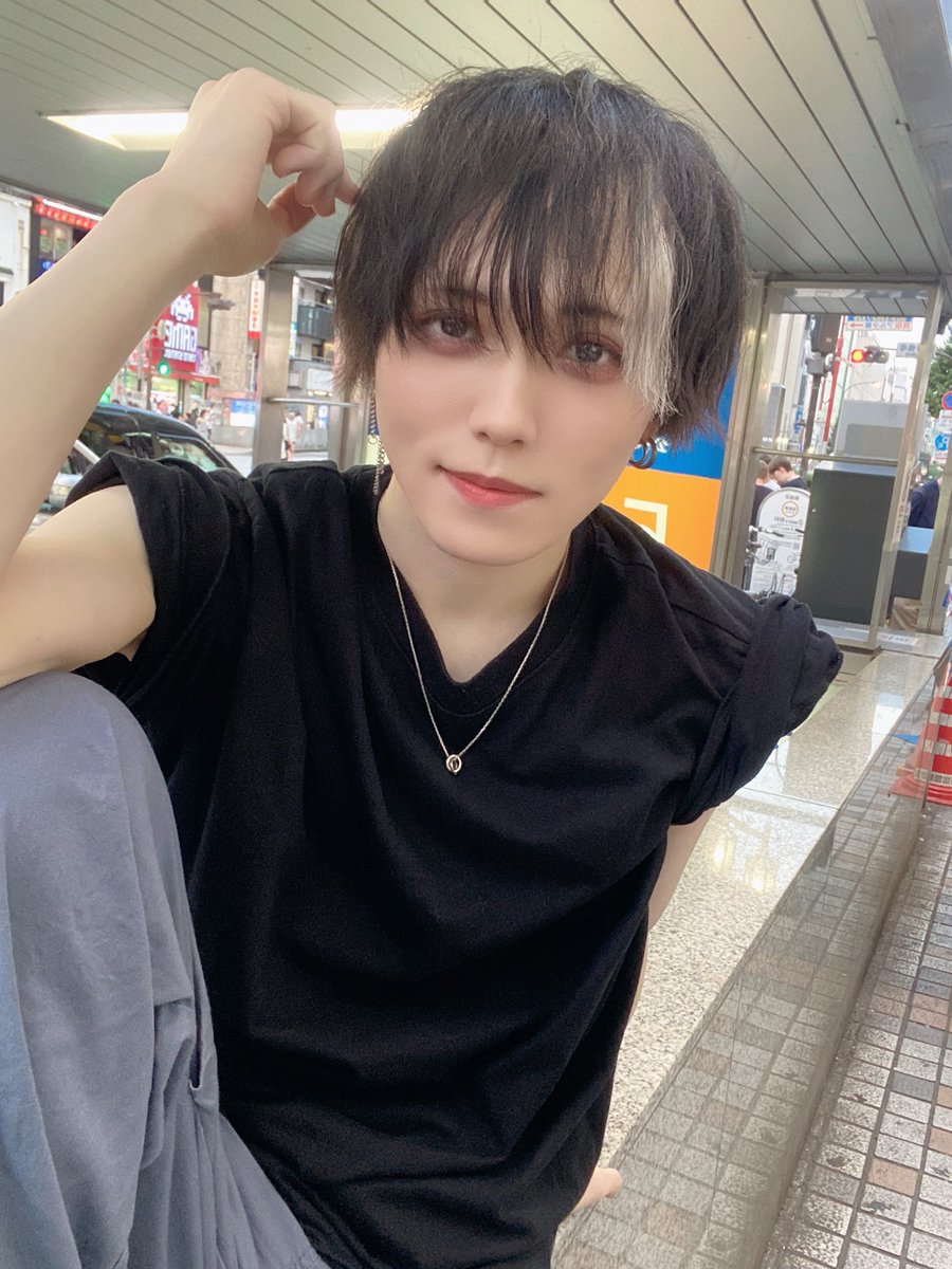 あすか tweet media