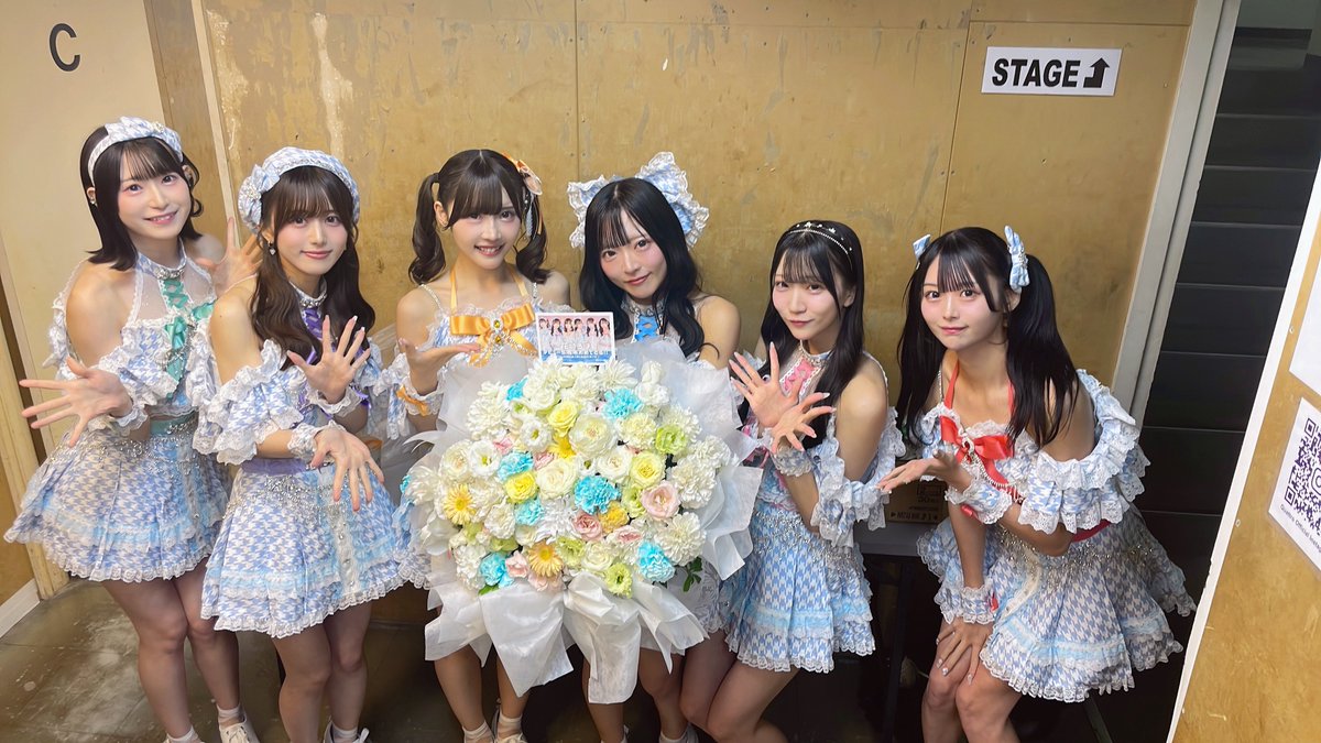 本日『（天・花５周年企画第二弾）爆誕祭２マンライブ 』 #花いろは と #ワンウィ天 にとって大事な日に駆けつけて頂きありがとうございます🙇‍♀️

6年目ももっと成長して楽しいライブをお届けしていきますので今後とも応援よろしくお願いします👏