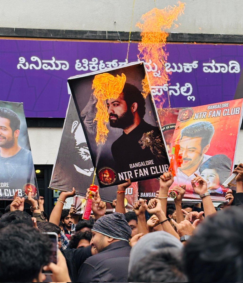 _____555KARTHIK's tweet image. #War2Explodes