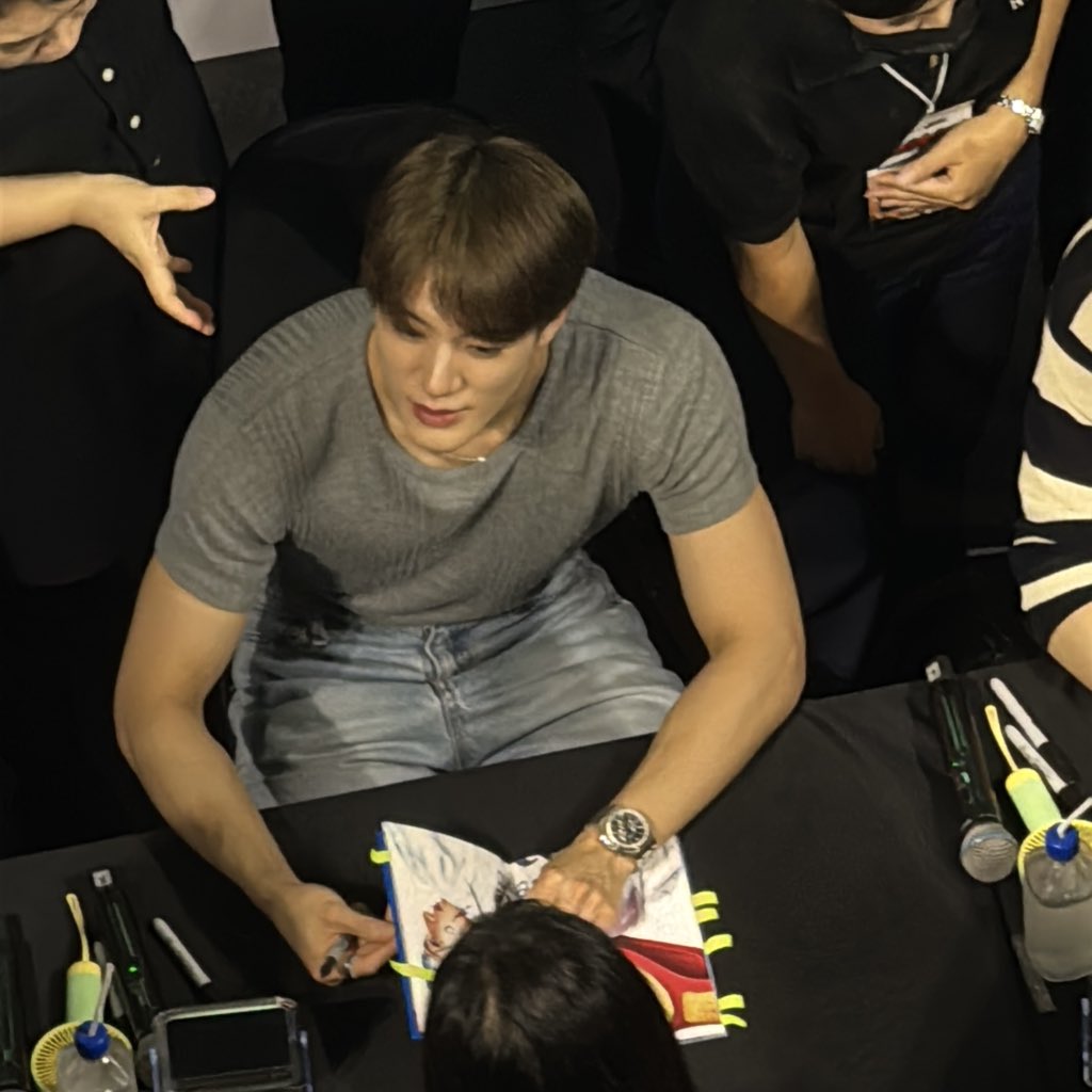 ถ้าชาตินี้มีจริง 😭😭😭😭😭😭😭

#ShopeexNCTDREAMFansignandEvent