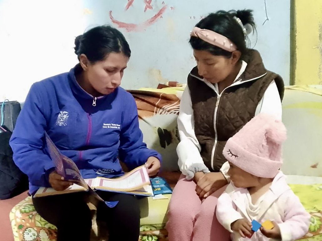 Ecuador Crece Sin Desnutrición Infantil 🇪🇨 (@infanciaec) on Twitter photo 📍#Tungurahua | En San Vicente en el cantón Quero, junto a <a href="/InclusionEc/">Inclusión Ecuador 🇪🇨</a>, sensibilizamos a madres de #LaNuevaInfancia sobre la #LactanciaMaterna exclusiva 🤱 y acciones para prevenir la #DesnutriciónCrónicaInfantil.
✅ Informamos sobre el Bono 1000 Días. 📍#Tungurahua | En San Vicente en el cantón Quero, junto a <a href="/InclusionEc/">Inclusión Ecuador 🇪🇨</a>, sensibilizamos a madres de #LaNuevaInfancia sobre la #LactanciaMaterna exclusiva 🤱 y acciones para prevenir la #DesnutriciónCrónicaInfantil.
✅ Informamos sobre el Bono 1000 Días.