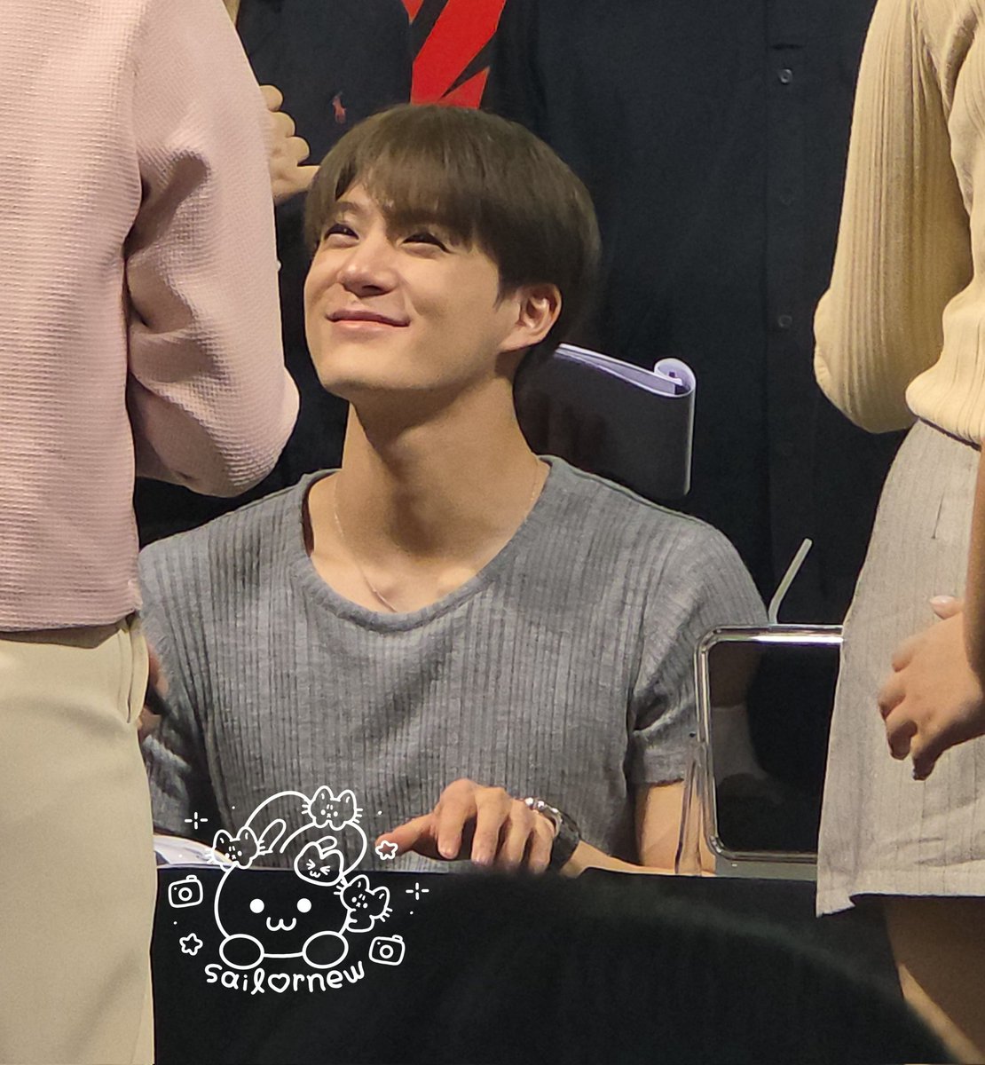 ‧⁺◟★★ ซลน JNJM ♡₊ ⊹ tweet media