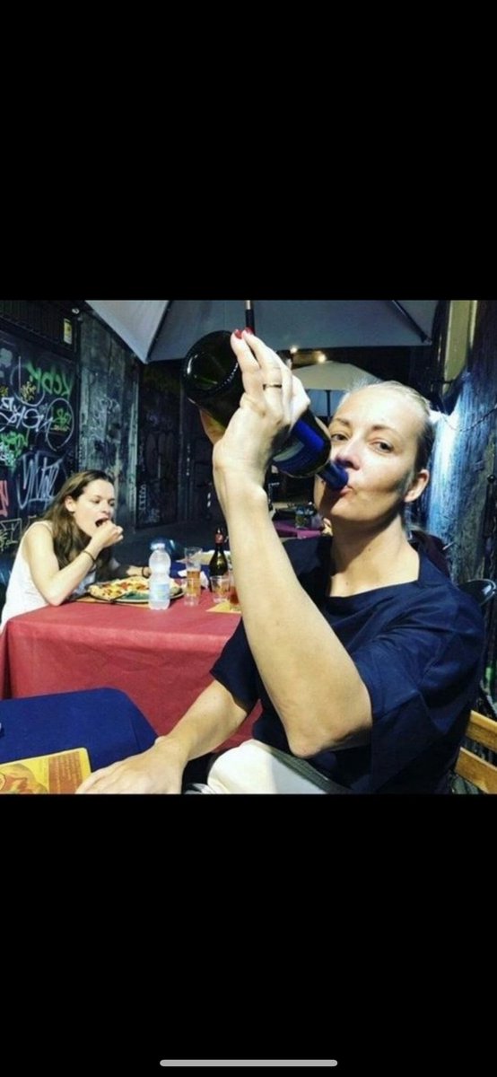 Lezbiyen tushida mushtlash