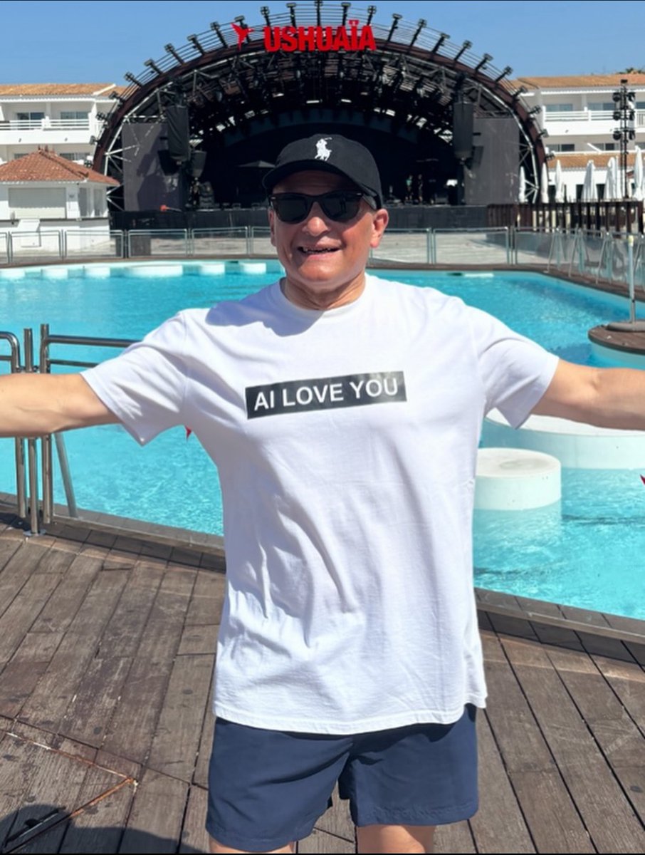 rinosiconolfi1's tweet photo. #Ibiza ๐ช๐ธ #Ushuaia #UshuaiaIbiza #IbizaVibes #IbizaSummer #IbizaSpain #IbizaSummerVibes #Spain #Summer #Summervibes #Summer2025 #Summertime https://t.co/yRasDq9UYA