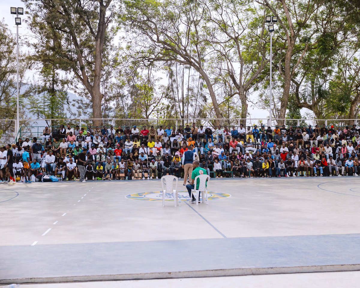 Our_Past_In's tweet photo. From learning sessions with @RBCRwanda to basketball competitions, today proved that education and fun go perfectly together! #EduFunFiesta #OurPast25 https://t.co/Wkx2xuf83M