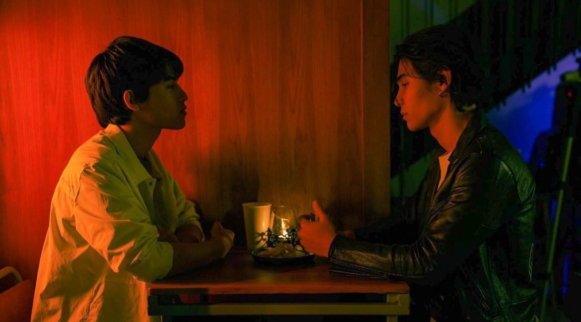 saturdayss8's tweet image. not every singer has straight, yaoi, yuri &amp;amp; selfcest in their MVs but Jeff Satur does