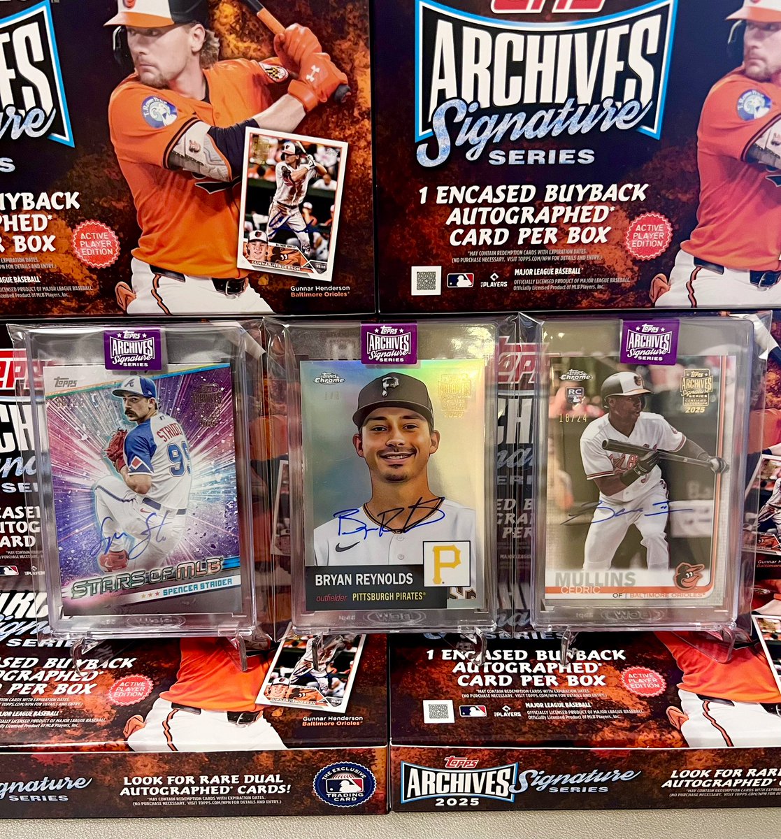 2025 Topps Archives Signature Series Baseball 27〜29BOX開封結果✨

Cedric Mullins 24シリ✨

SPENCER STRIDER  25シリ✨

BRYAN REYNOLDS  1/1🤩✌️

これで29BOX終了🥹

残念ながらDodgersの1/1は引けなかったけど、いろんな選手の勉強にもなったし楽しい開封でした👍👍