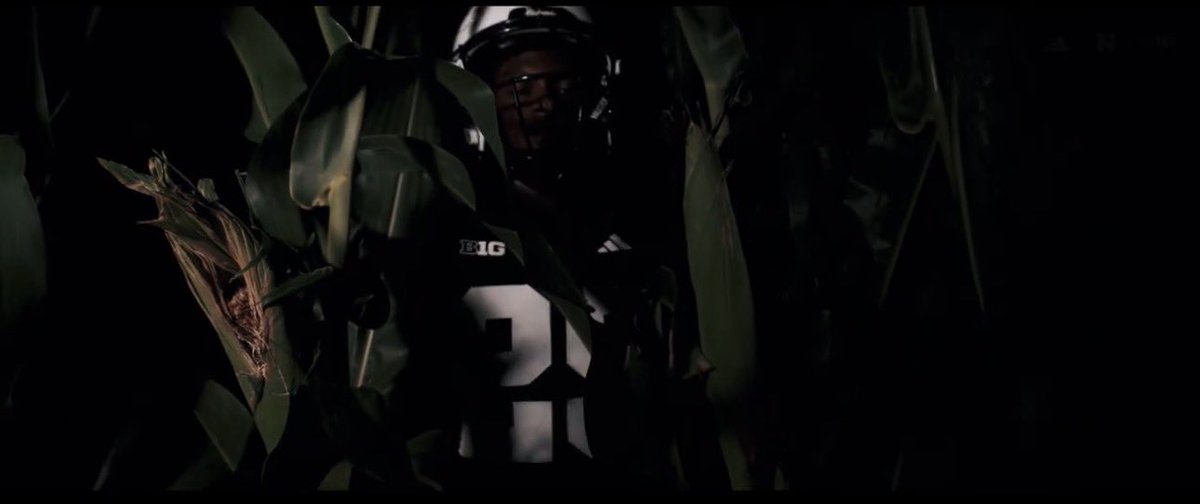 Nebraska officially announces their blackout alternate jerseys against USC. 

FINALLY a good ALT!

🔥🔥🔥