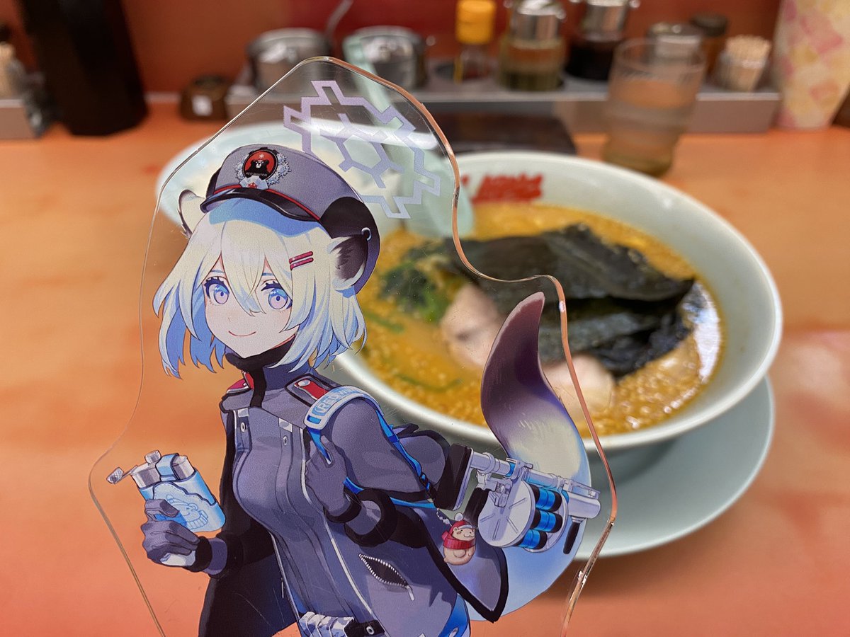 らてさん ニューバランス」×「コム デ ギャルソン・オム」 “57/40”に