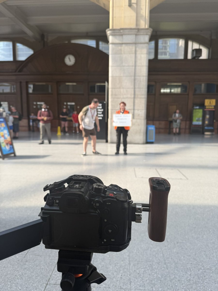 traceyb78's tweet image. AND THATS A WRAP! 
An epic week of location shoots, behind the scenes peeks of stations but most importantly the AMAZING passionate people! 
Thanks to @Se_Railway @south_railway @c2c_Rail @TPExpressTrains @northernassist @LNER for your hospitality!  Watch this space
#NowIsTheTime
