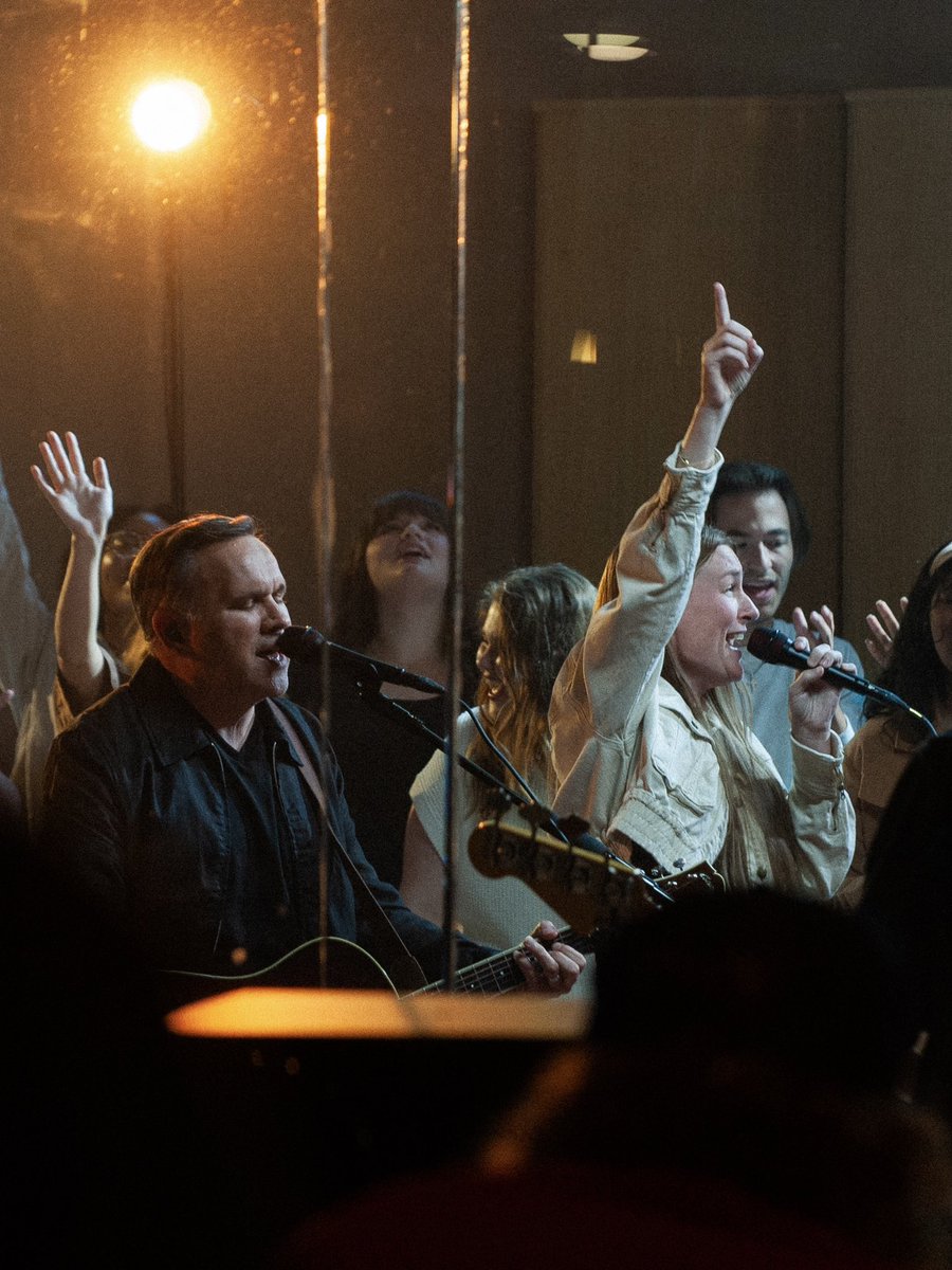 charity_gayle's tweet photo. Had the privilege of leading this incredible new song with my dear friend, Matt Redman few months ago. It was such a beautiful day of friends, prayer and worship! I pray this song blesses you and compels you to draw closer to Jesus! Love you all, happy release day! #letmeseeJesus https://t.co/fD49RyKDJ9