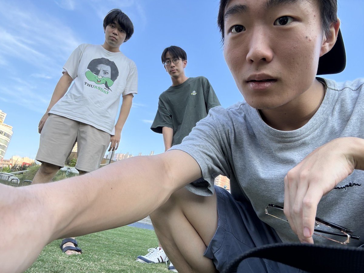 【ご報告🔥】

大学芸会2025予選12日目において、当サークルより

アトラス

が3位で準決勝に進出いたしました！
引き続き応援よろしくお願いいたします！🌍