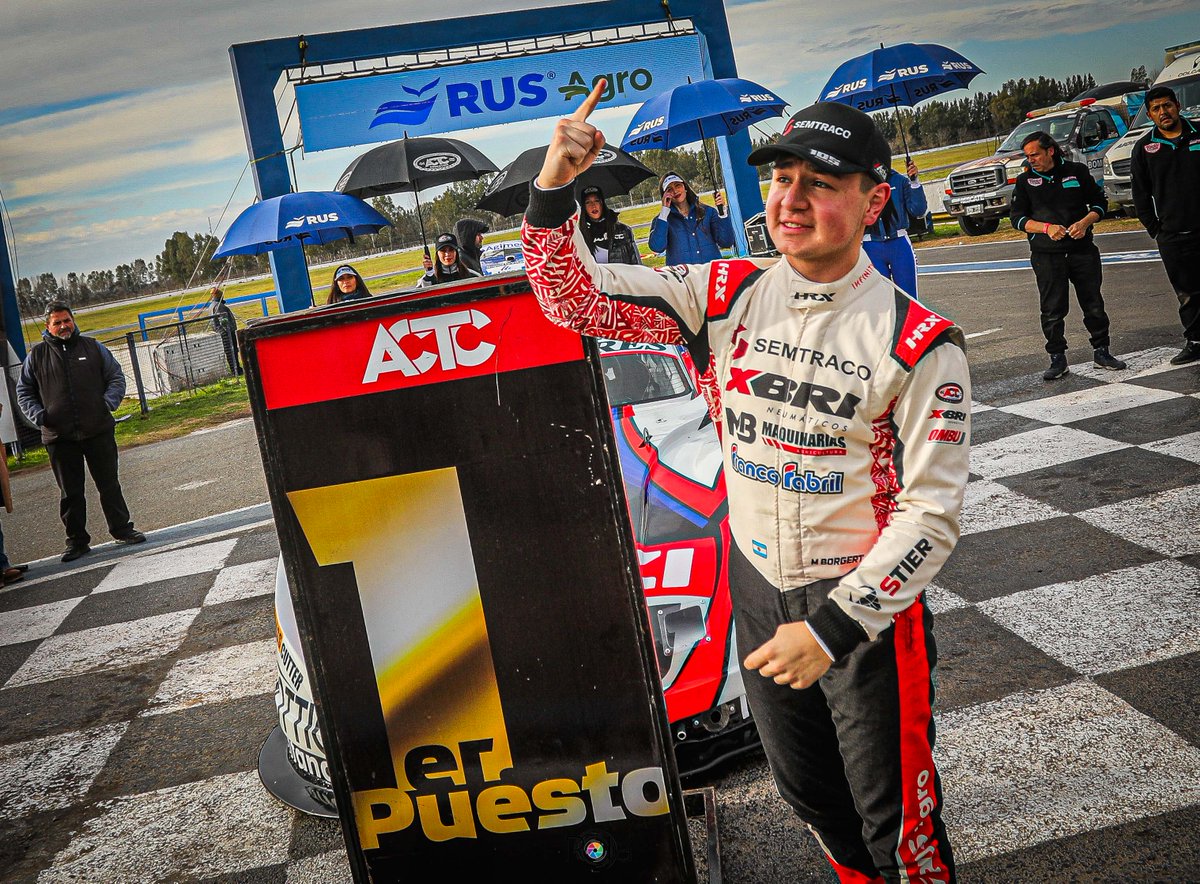 Manuborgertok tweet media