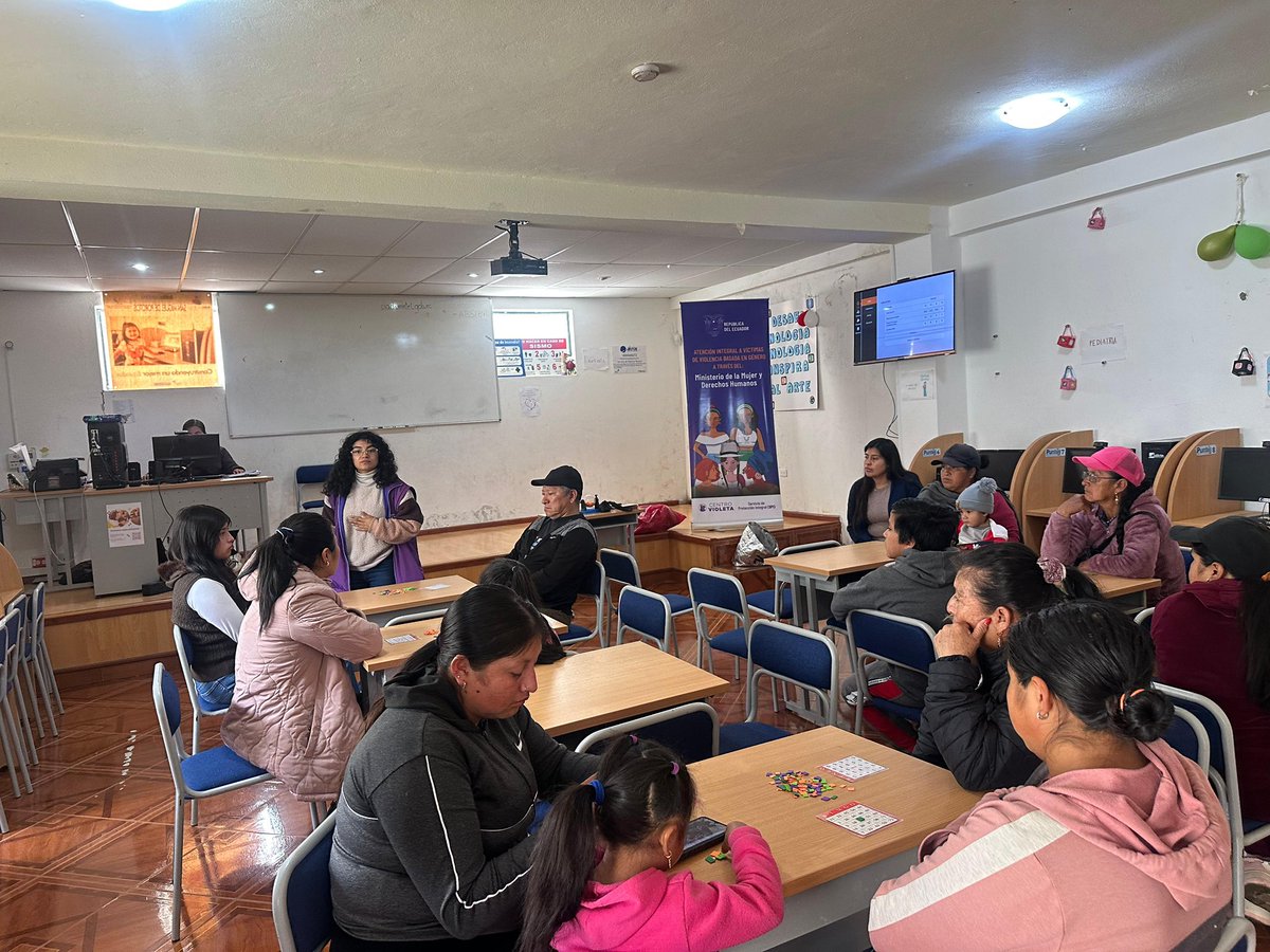 DDHH_Zona6's tweet photo. 📍#Azogues
📌Realizamos el evento “Bingo con propósito: juega, aprende y previene” en San Miguel de Porotos, promoviendo la prevención de la violencia de género con un bingo adaptado con mensajes sobre derechos y convivencia libre de violencia.
#ElNuevoEcuador https://t.co/Z70m7xTSCD