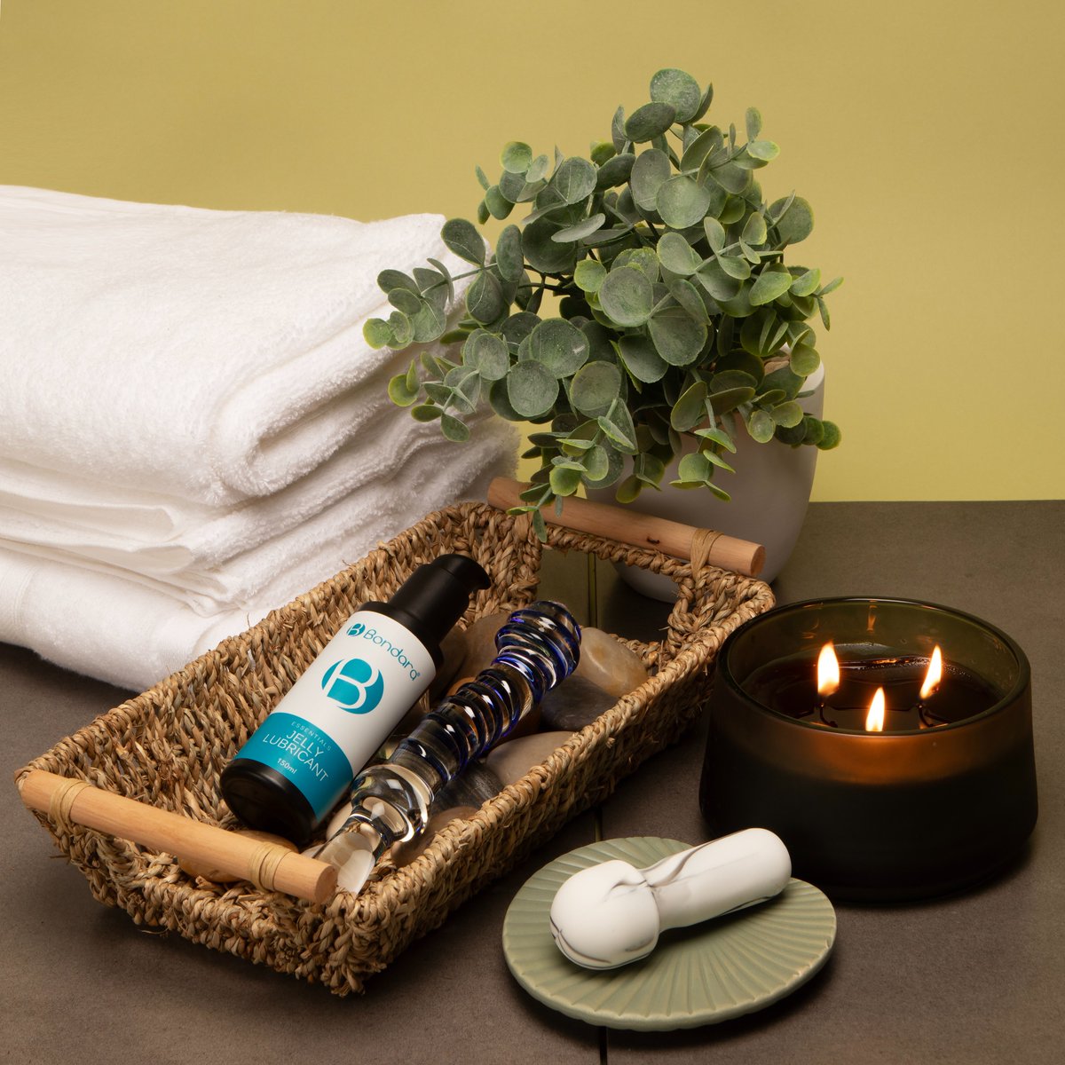 Bondara's tweet image. Let something comfortable slip in this National Relaxation Day 😏📷

 Discover Serenity: bondara.co.uk/special-offers…

  #Slipin #Soothe #Slippery #Lube #GetWet #Relax #Relaxation #RelaxationDay
