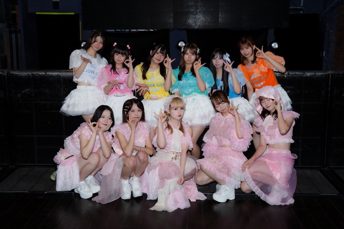 本日は『IDOLIC vol.3』
ありがとうございました🌙

ご一緒させいてただいたLIT MOONさん
ありがとうございました🫶

明日のライブはこちら💁