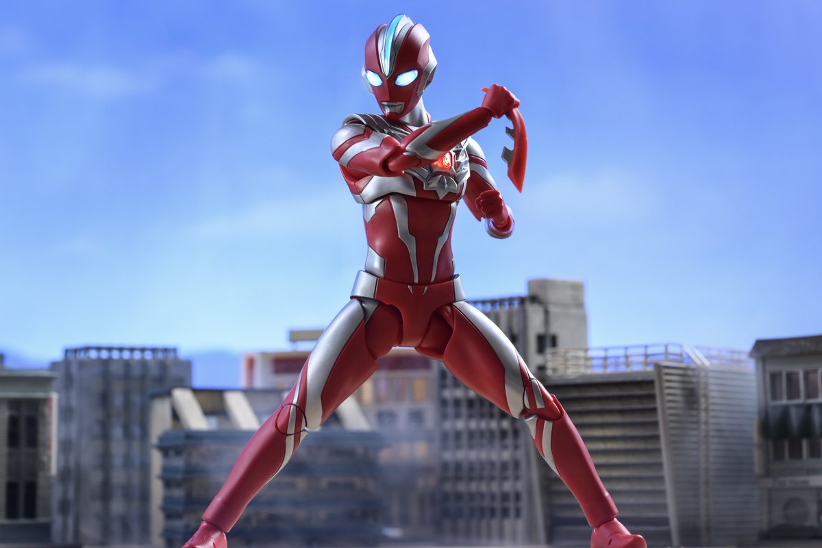 khgtnsmn1kkskin's tweet image. #ウルトラアーツ
#ちいさな巨大特撮
#トマト空想写真館 

S.H.Figuarts ウルトラマンオメガ

目覚めの刻……
「大きく、なれそうな気がする…！」