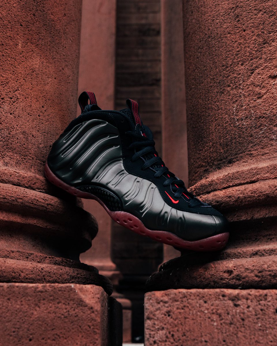 JustFreshKicks tweet media