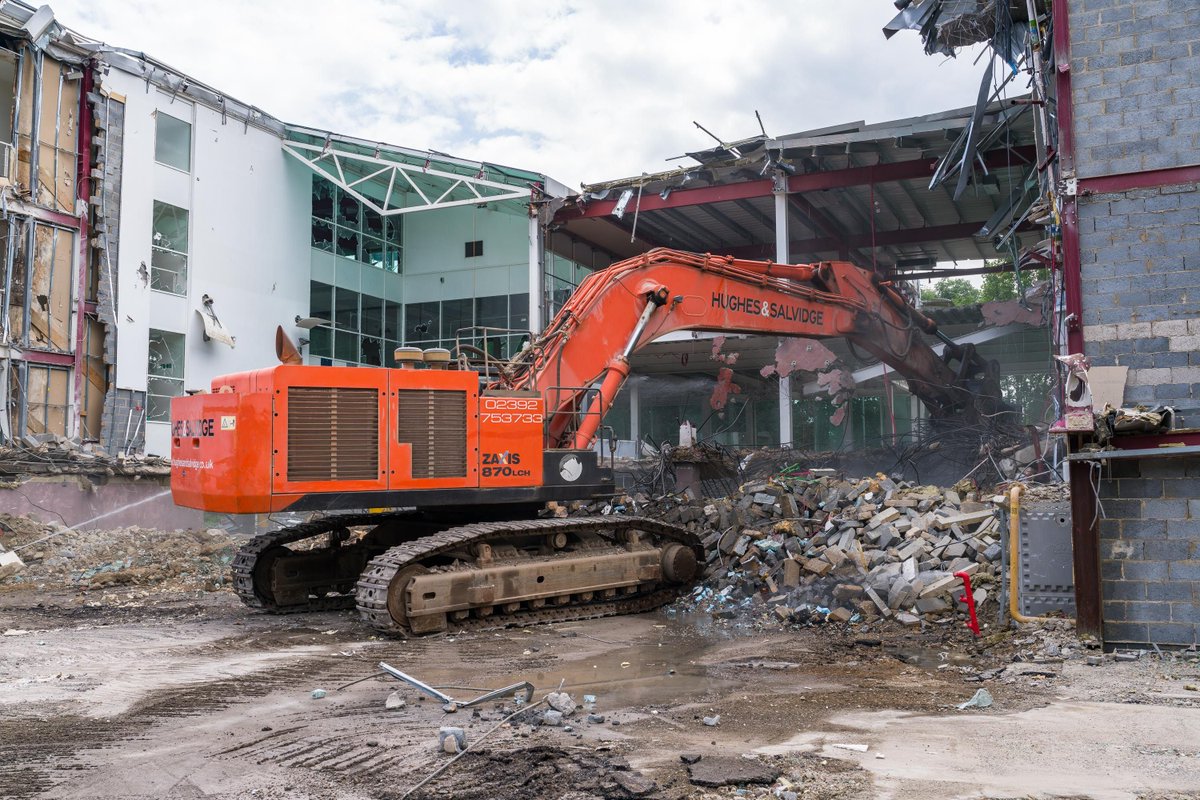 Corporate Social Responsibility is high on our agenda at Hughes and Salvidge, and through our three initiatives supporting the communities we work in, and protecting the environment and our surroundings, are integral parts of our operation; hughesandsalvidge.co.uk/150/3107/caree… 
#HSDemo#CSR